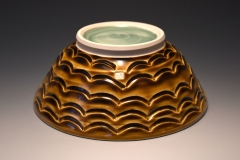 single soup/salad bowl with amber wave pattern